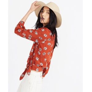NWT. Madewell Silk Wrap Daisy Print Top